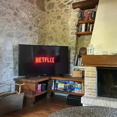 Σαλέ Mountain Nest - Your Fairytale Escape